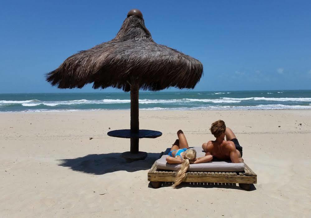 Hotel Rede Beach トライリ エクステリア 写真